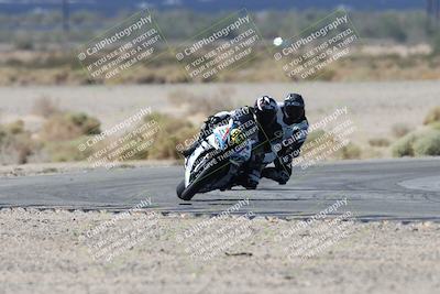 media/Oct-05-2025-CVMA (Sun) [[beeef4f201]]/Race 5-Amateur Supersport Open (Holeshot)/